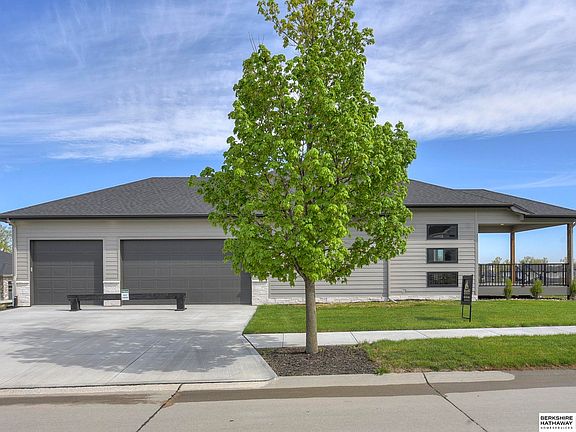 4th image of 3935 S 213th Ave