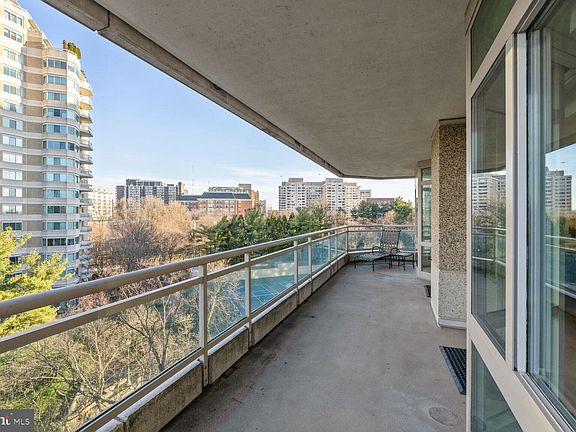 5th image of 5630 Wisconsin Ave APT 706