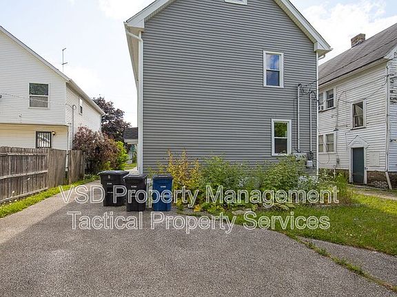 2nd image of 3692 E 147th St