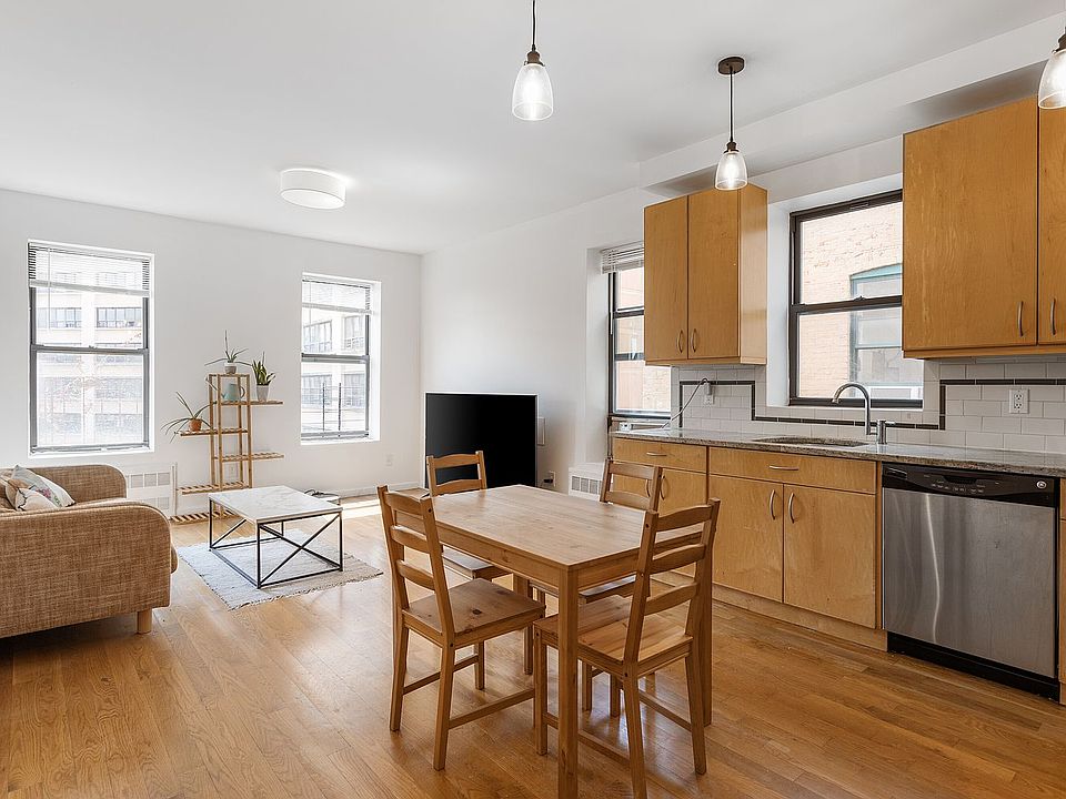 1st image of 250 Manhattan Ave APT 6C