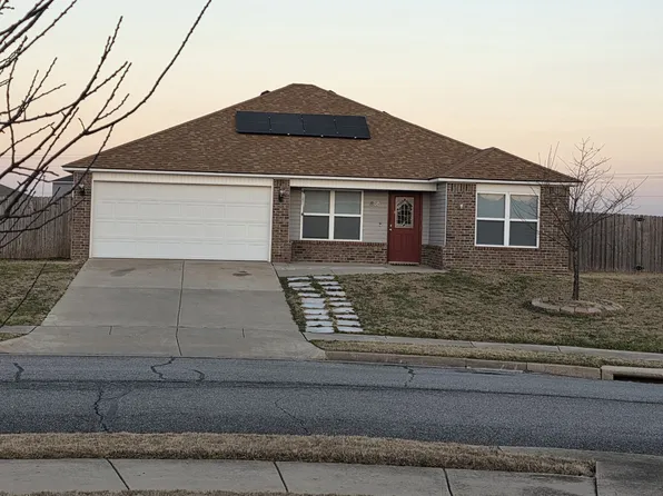 856 NW Evans Cir, Bentonville, AR 72713