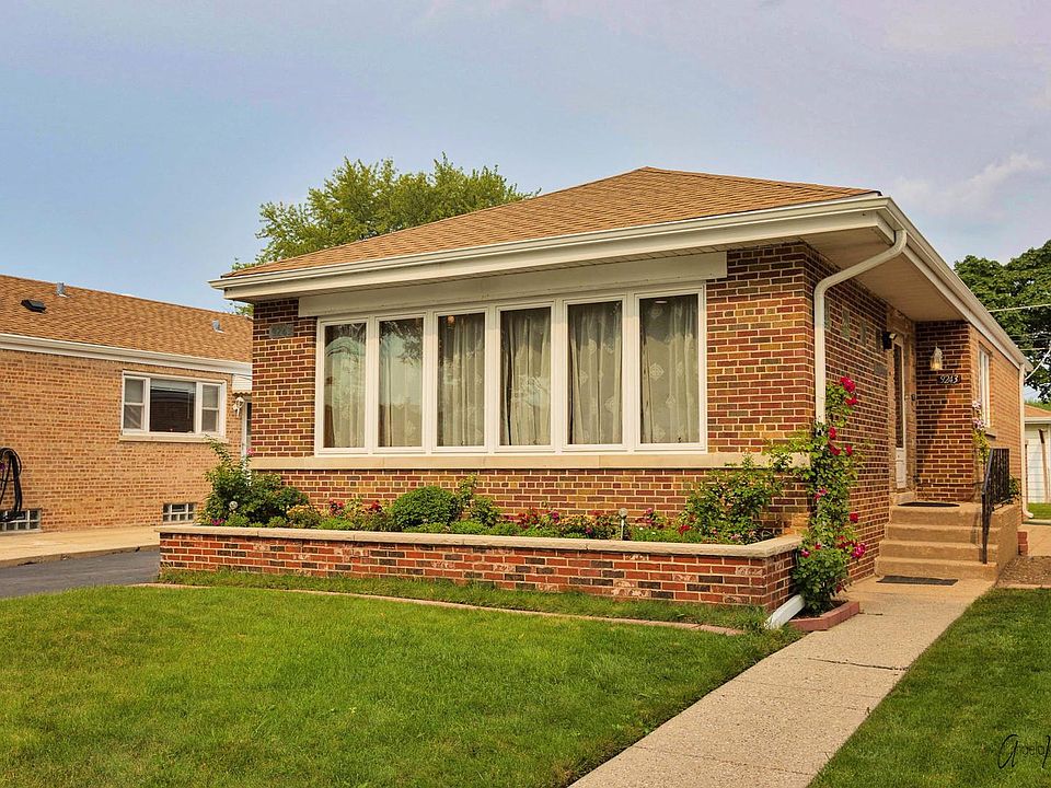 1st image of 9243 Lorel Ave