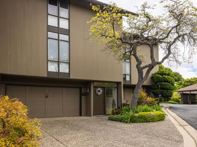 7020 Valley Greens Dr APT 19, Carmel, CA, 93923