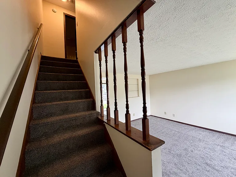 331 Locke Ave NW #333 — Photo 14