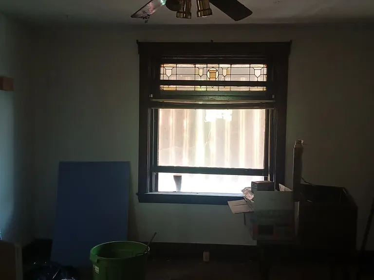 1126 Haslage Ave — Photo 9