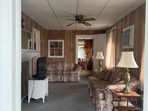 2nd image of 102 Garrison Ave