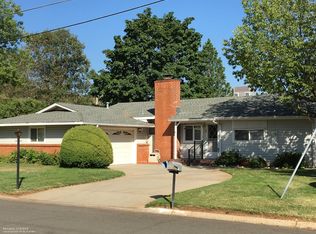 101 Lidster Ave, Grass Valley, CA 95945