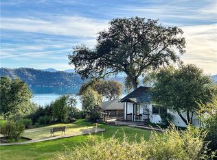 11613 Lakeview Dr, Clearlake Oaks, CA 95423