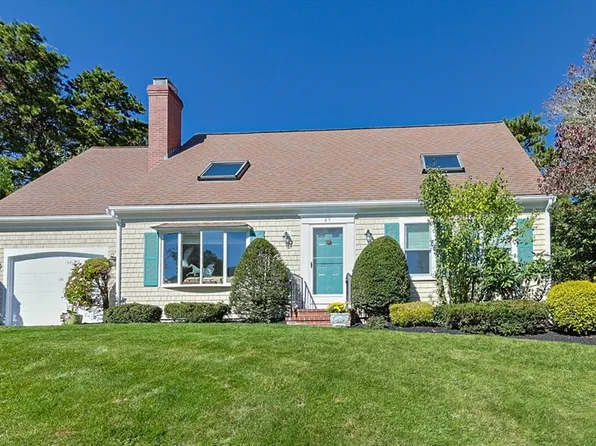 49 River Ridge Dr, Barnstable, MA 02630