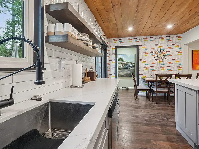 25340 Marion Ridge Dr — Photo 9