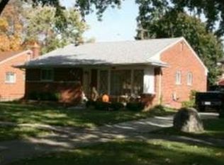 8434 N Silvery Ln, Dearborn Heights, MI 48127