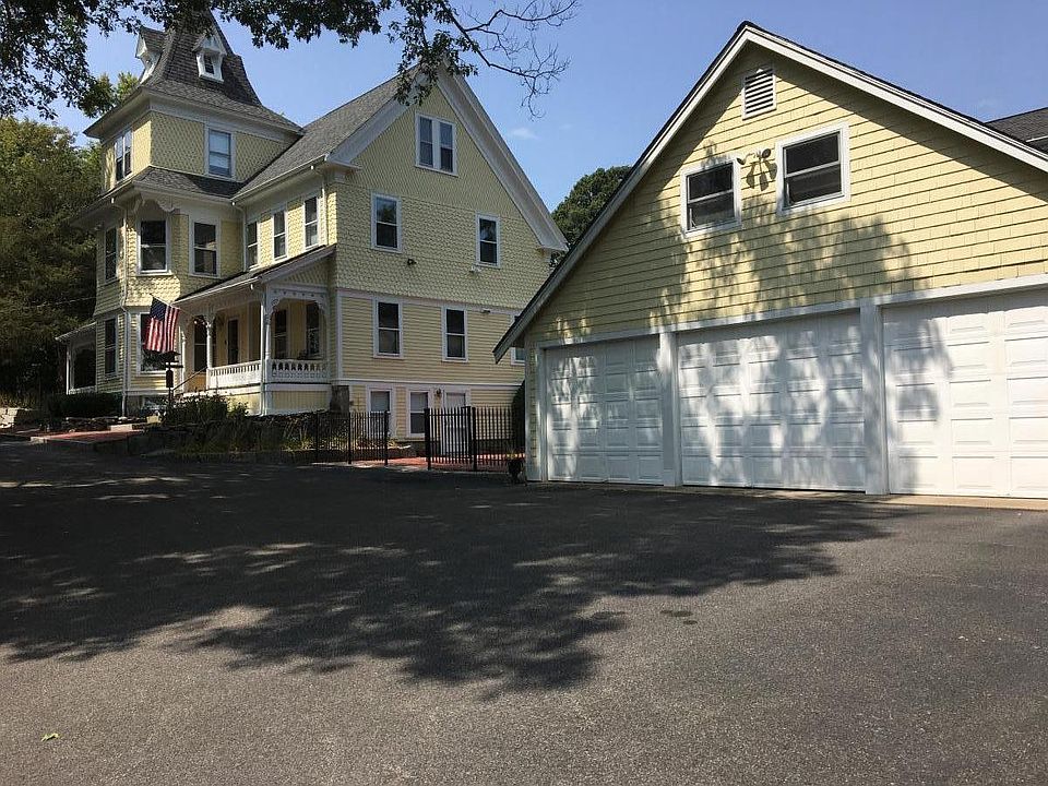 1st image of 250 Elm St #2