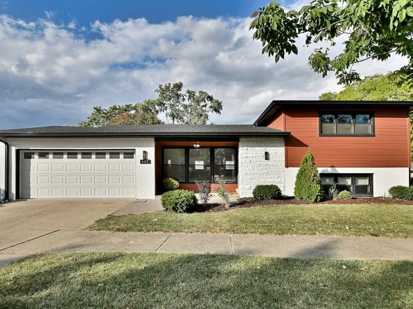 427 E Adams St, Elmhurst, IL 60126