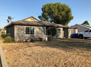 860 Walnut Cv, Colton, CA 92324