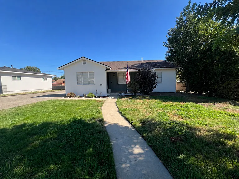 5429 Cambridge St — Photo 3