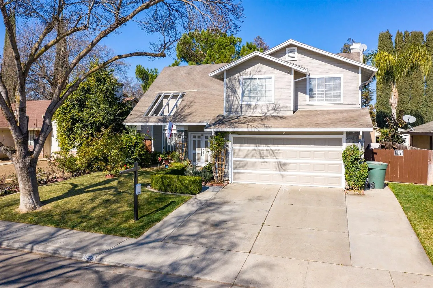 549 Westfield Pl photo 1