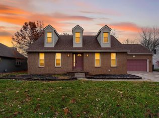 242 E Hocking St, Canal Winchester, OH 43110