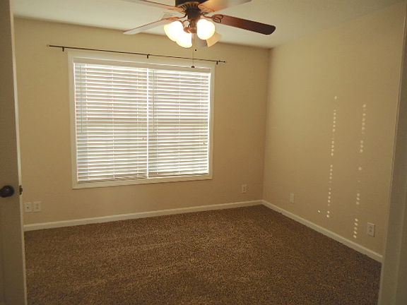5th image of 843 Mulberry Pl
