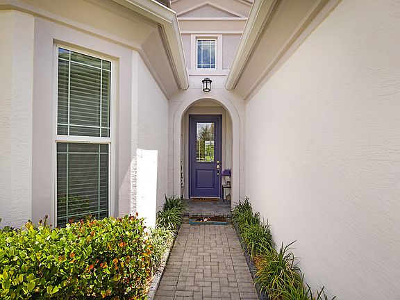3rd image of 16084 Whippoorwill Circle