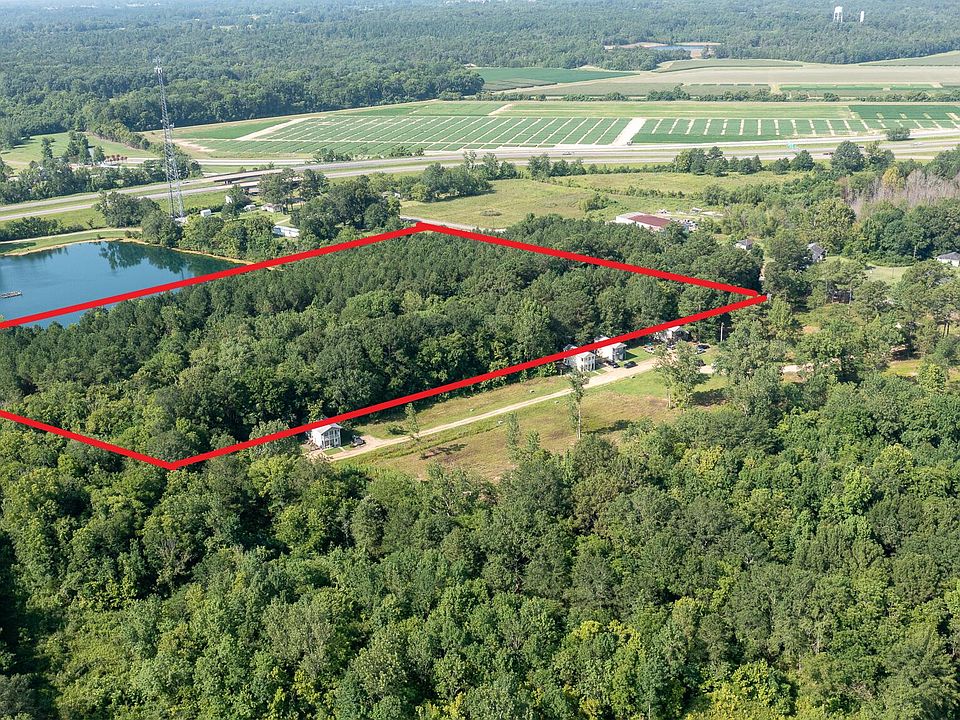 2nd image of Ruth Rd