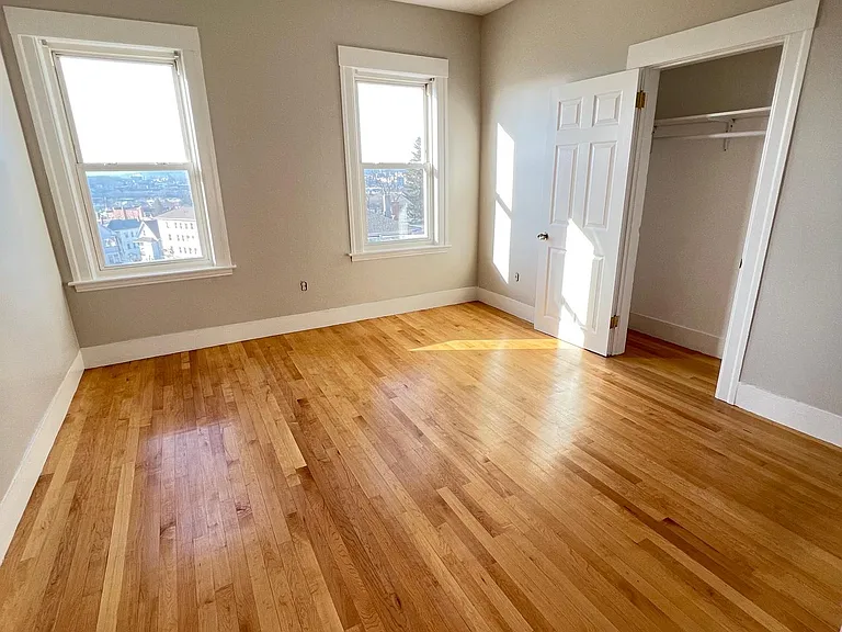 13 Winthrop St #3 — Photo 8