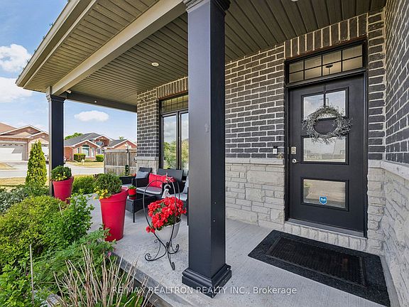 4th image of 345 Farnham Rd