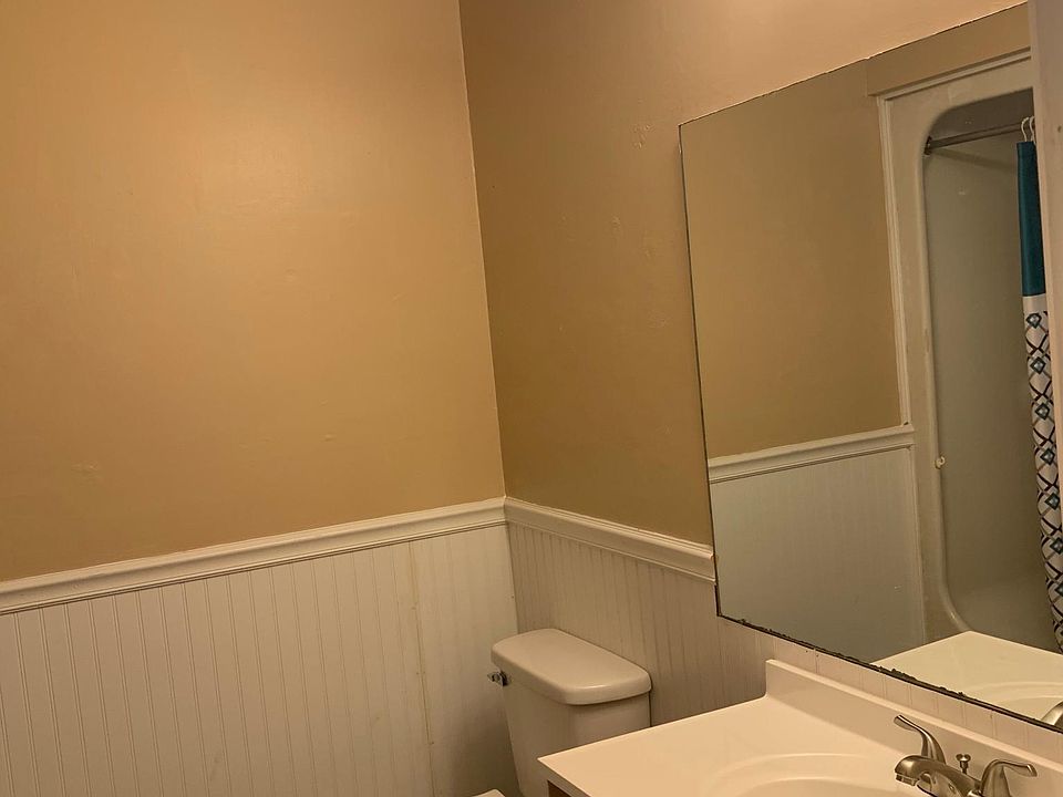 2nd image of 668 Rehnea Dr #B
