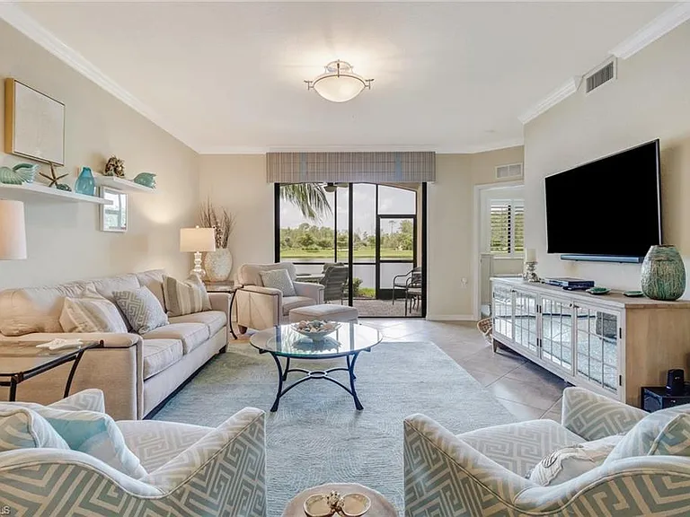 9514 Avellino Way #2116 — Photo 7