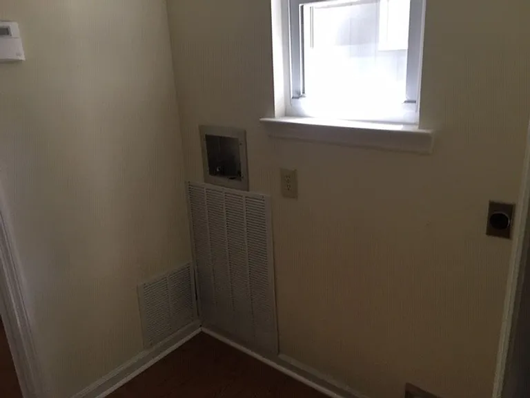 1115 Briar Creek Rd — Photo 11