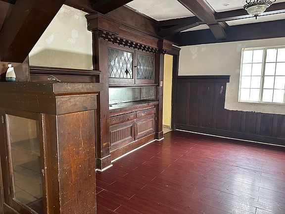 2nd image of 161 N Eastman Ave #161