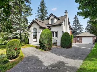 2101 Alta Vista Dr, Ottawa, ON K1H 7L6