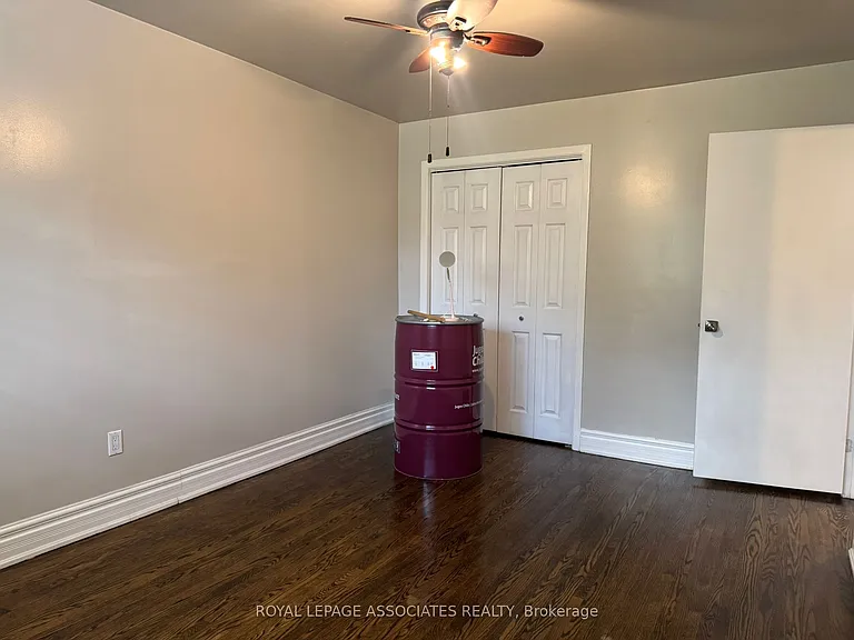 50 Blossom Cres #MAIN — Photo 8