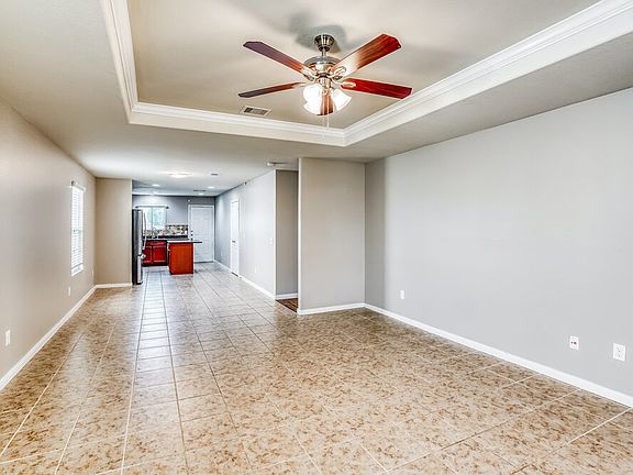 3rd image of 6450 Dayridge Ln