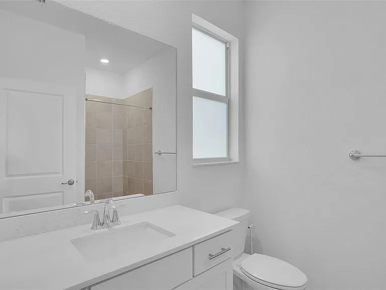 19100 Moscato Ct — Photo 22