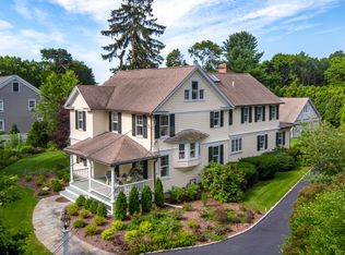 4 Grove Ave, Madison, CT 06443