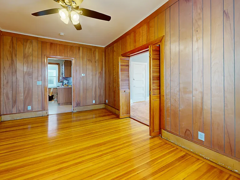 72 Clinton St #2 — Photo 3