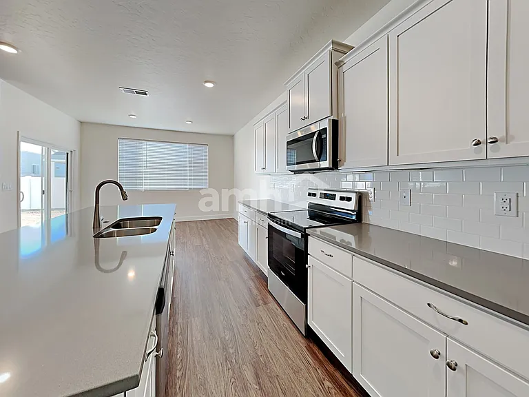 5057 W White Ash Ct — Photo 3