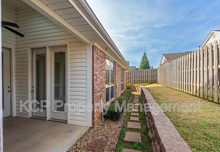 17 Jeffrey Way — Photo 21