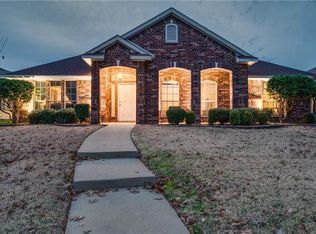 1109 Essex Dr, Cedar Hill, TX 75104