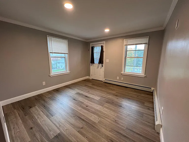 16 Bellmore St #2 — Photo 7