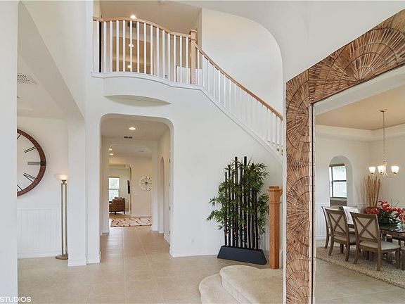 5th image of 3109 NW Radcliffe Way