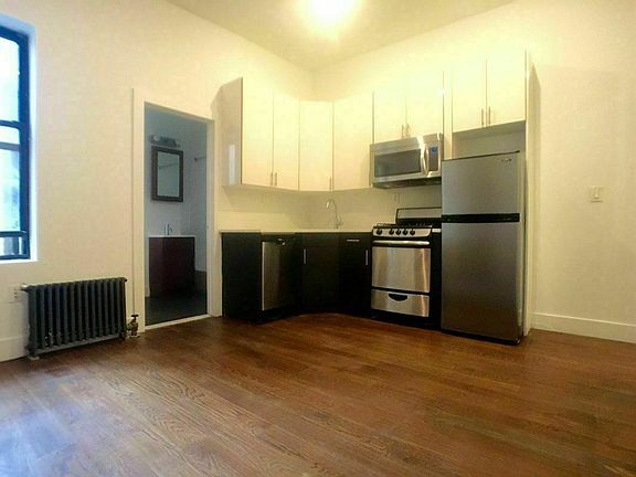 3rd image of 165 W 127th St APT 1F