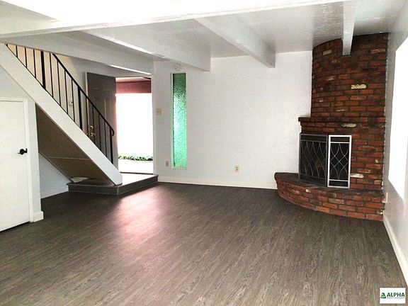 3rd image of 2317 I St APT 1