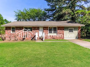 438 Riverside Ln, Cayce, SC 29033