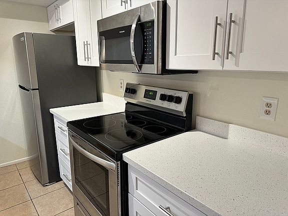 2nd image of 1920 W Lindner Ave Unit 166