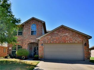 6924 Prairie Dawn Ln, North Richland Hills, TX 76180
