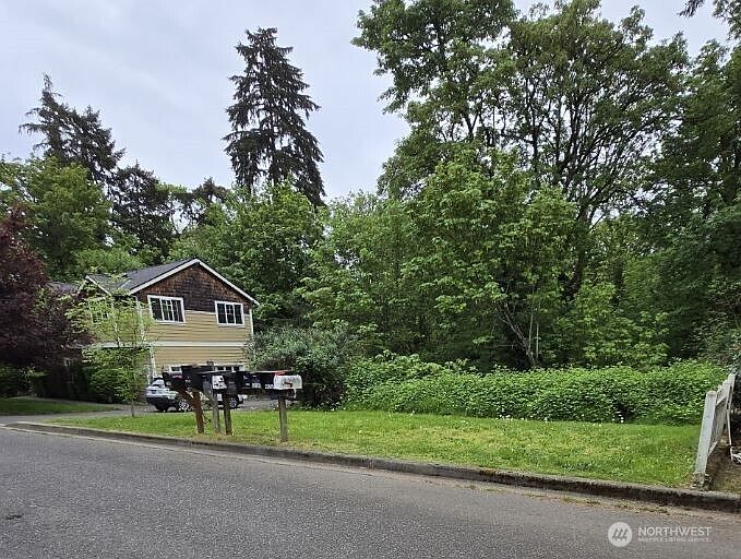 1st image of 22518 13th Avenue S