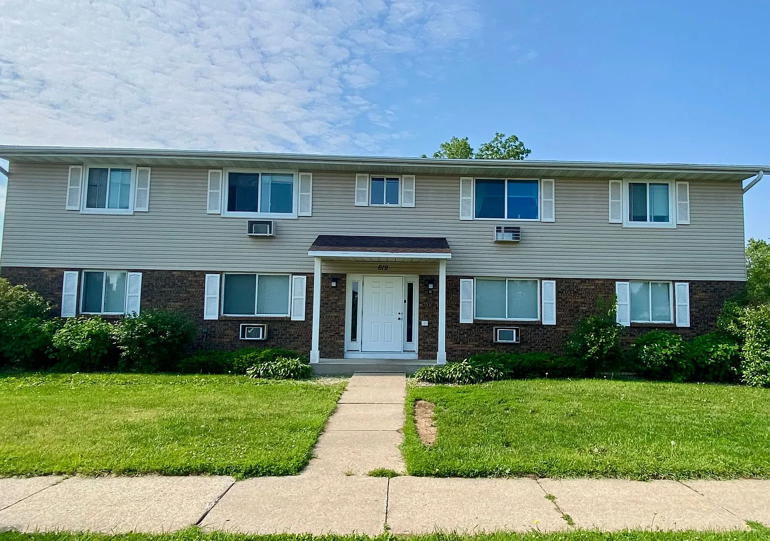 619 Kellogg Ave. — Photo 2