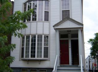 1343 W George St, Chicago, IL 60657