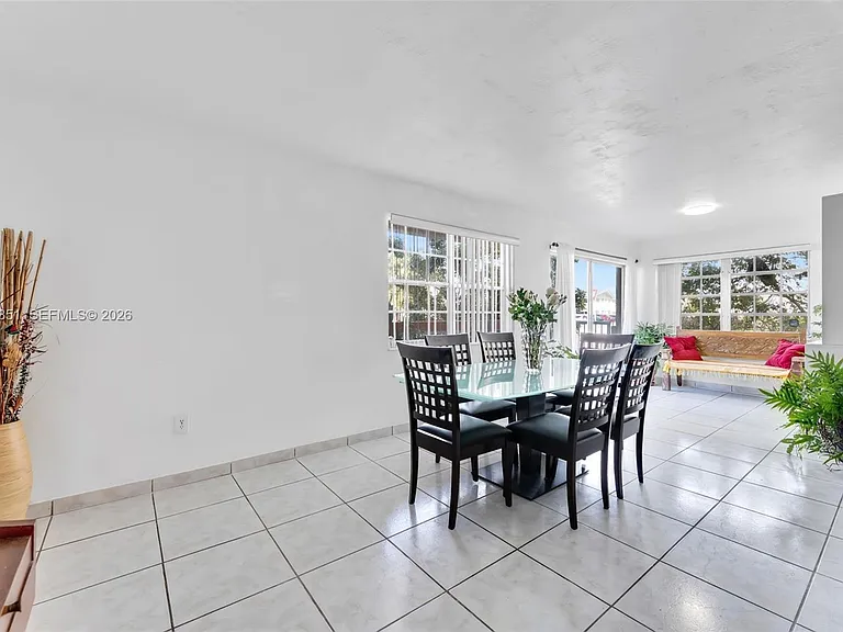 11840 NE 19th Dr #9 — Photo 24